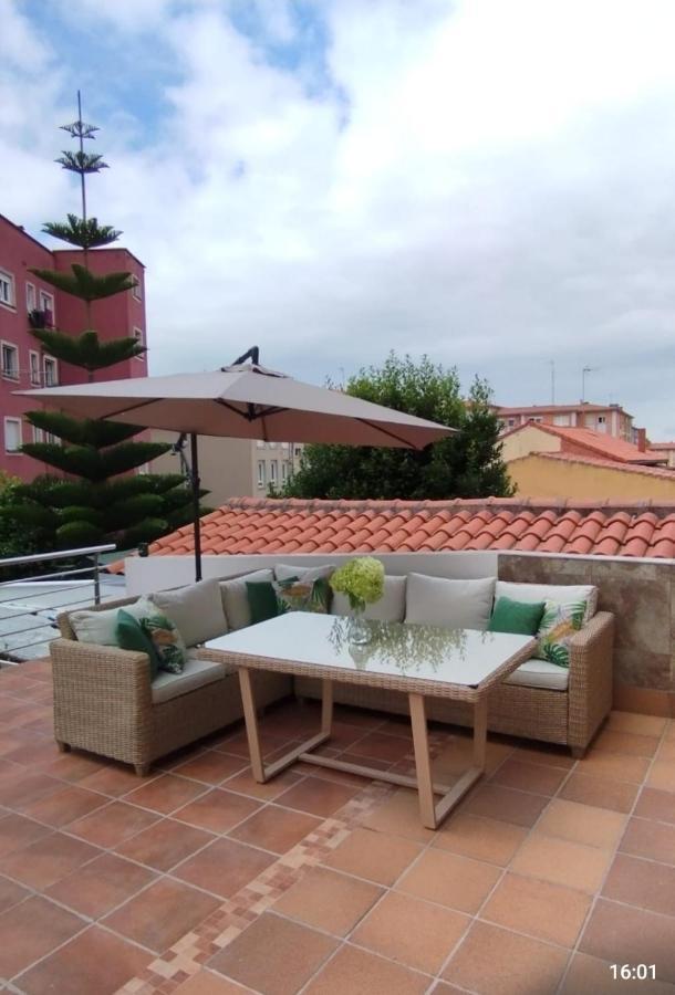 Apartamento Villalvaro Con Parking Santander Exterior photo